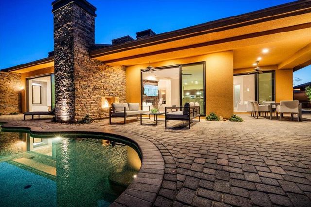 50380 Via Serenidad, La Quinta, CA 92253