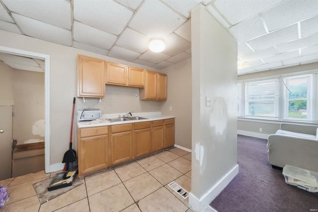 3423 S Anthony Boulevard, Fort Wayne, IN 46806