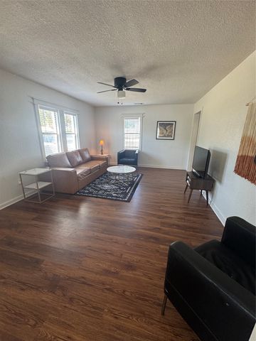 108 NW 30th Street, Fort Worth, TX 76106