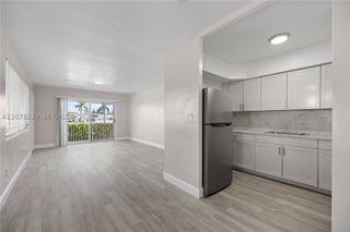 1979 N Glades Dr 04, North Miami Beach, FL 33162