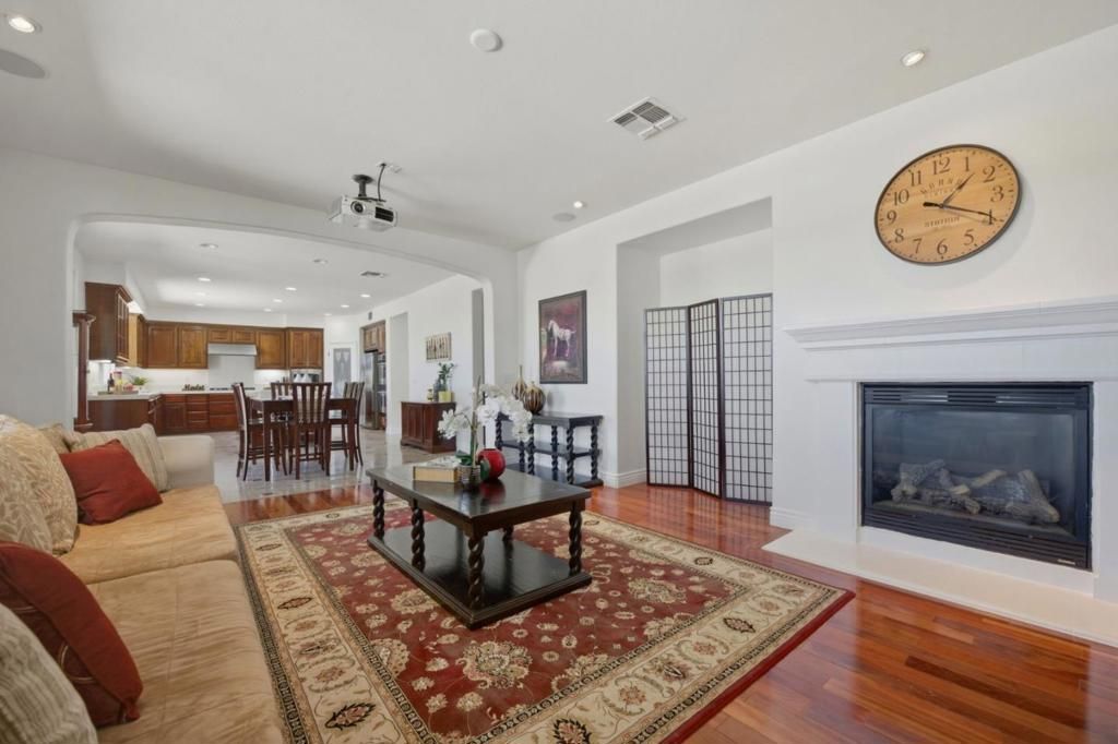 Image 21 of property listing at 9632 Cherrywood Court, Gilroy, CA 95020