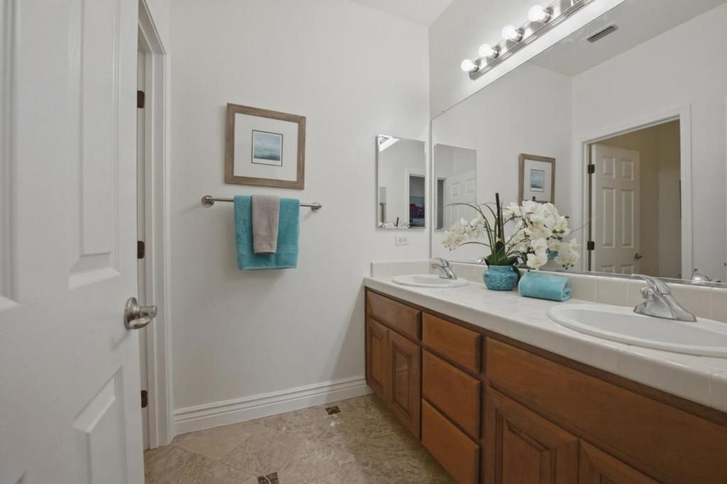 Image 32 of property listing at 9632 Cherrywood Court, Gilroy, CA 95020
