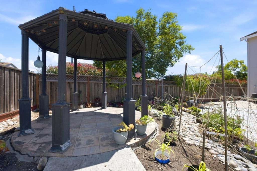 Image 52 of property listing at 9632 Cherrywood Court, Gilroy, CA 95020