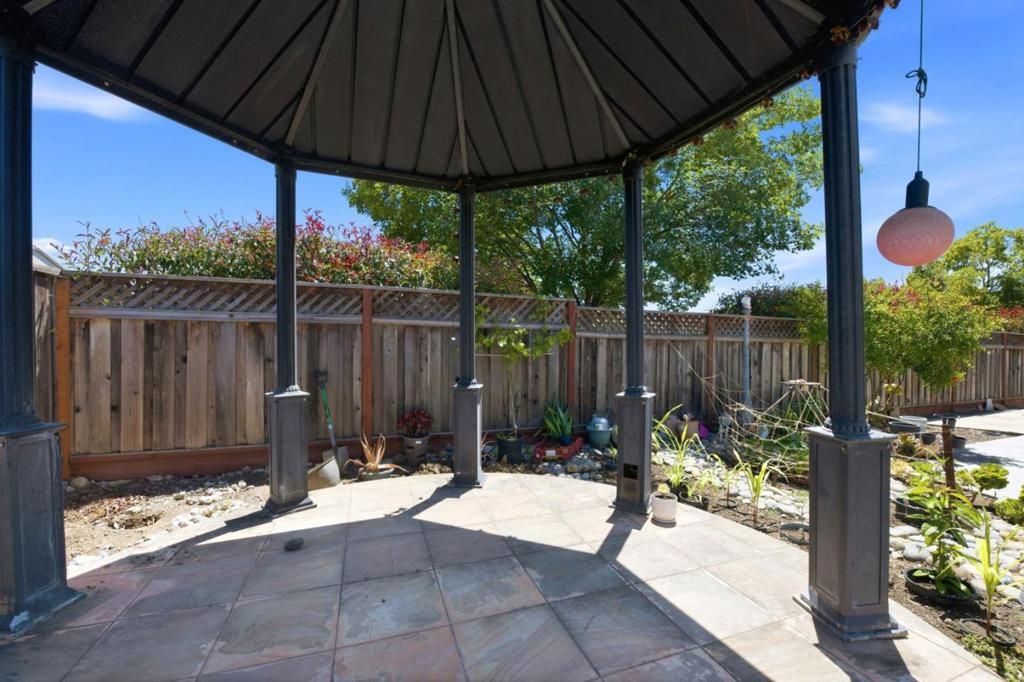 Image 54 of property listing at 9632 Cherrywood Court, Gilroy, CA 95020