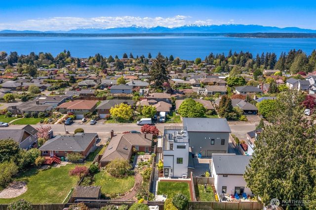 12734 B 7th Avenue NW, Seattle, WA 98177