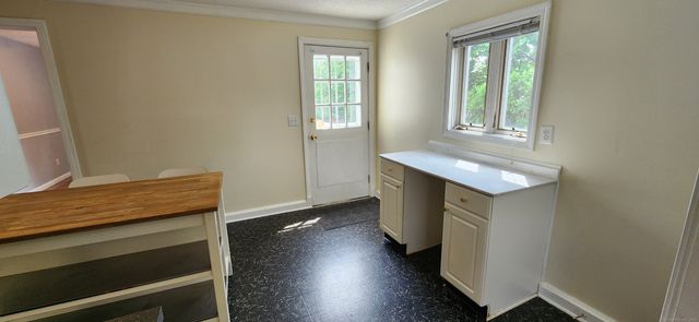 108 School Street, Hamden, CT 06518