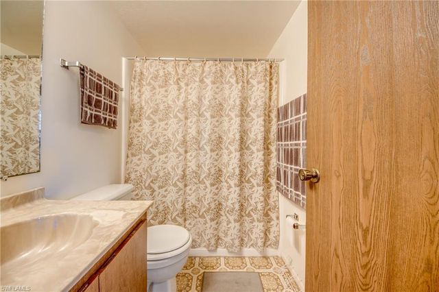 1211 Barrett RD 1108, North Fort Myers, FL 33903