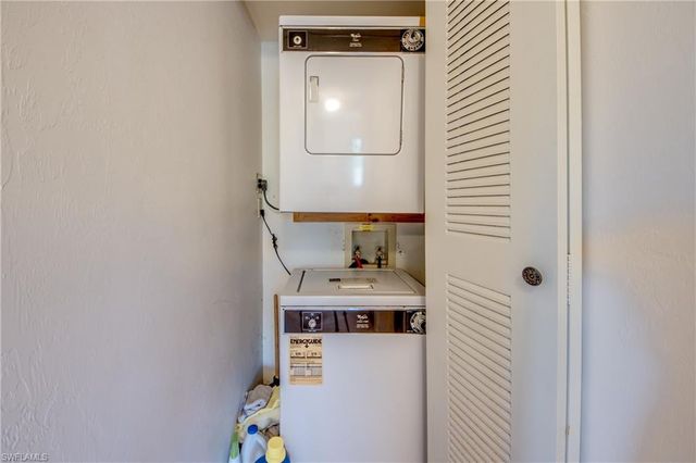 1211 Barrett RD 1108, North Fort Myers, FL 33903