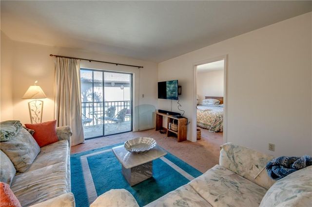 1211 Barrett RD 1108, North Fort Myers, FL 33903