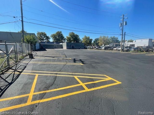 29920 FORD Road, Garden City, MI 48135