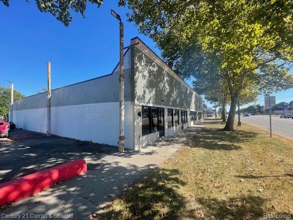 29920 FORD Road, Garden City, MI 48135