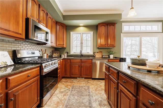 229 Southshore Place, Webster, NY 14580