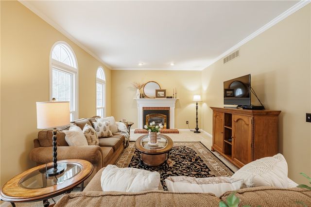 229 Southshore Place, Webster, NY 14580