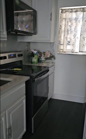 6055 W 19th Avenue 209, Hialeah, FL 33012