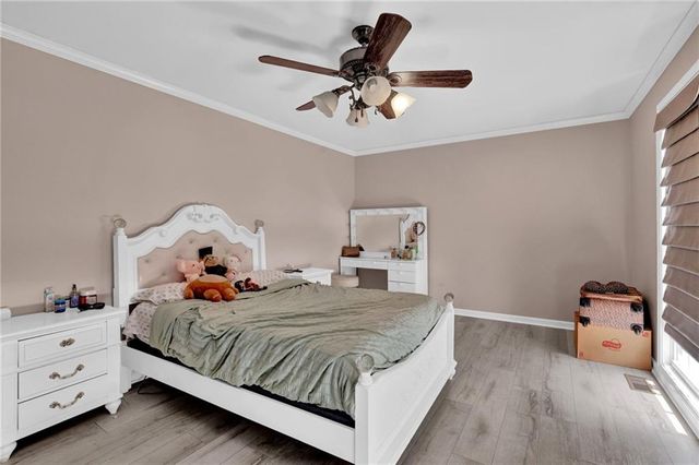 1895 Meadowchase Court, Snellville, GA 30078