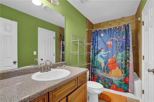 1895 Meadowchase Court, Snellville, GA 30078