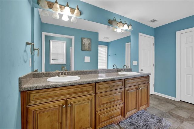 1895 Meadowchase Court, Snellville, GA 30078