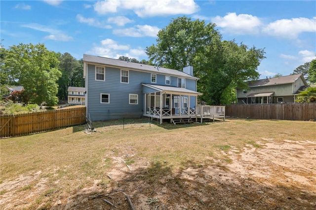 1895 Meadowchase Court, Snellville, GA 30078