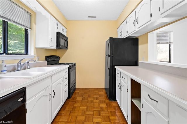 128 Cedar Lake Trail, Winston-salem, NC 27104