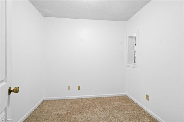 128 Cedar Lake Trail, Winston-salem, NC 27104