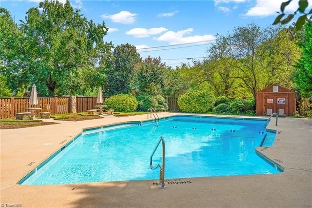 128 Cedar Lake Trail, Winston-salem, NC 27104