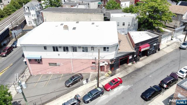 386-390 River Street, Paterson, NJ 07524