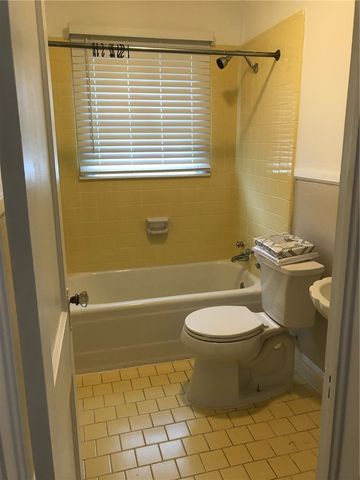 446 Cole St, Corpus Christi, TX 78404