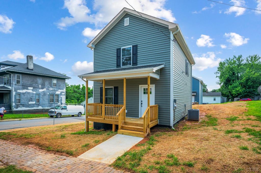 1525 Taylor Street, Lynchburg, VA 24504