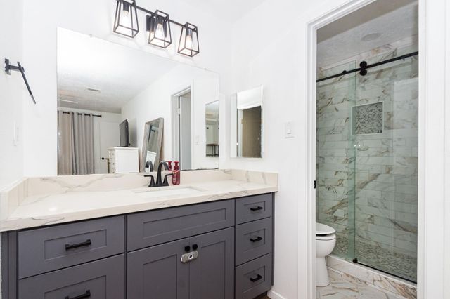 10122 Rustic Gate Road, La Porte, TX 77571