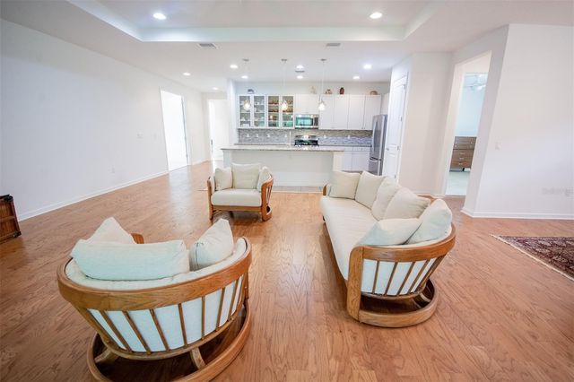 215 AVENHAM DRIVE, Deland, FL 32724