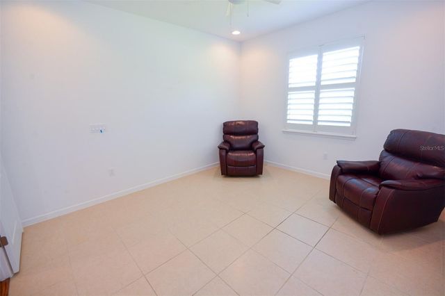 215 AVENHAM DRIVE, Deland, FL 32724