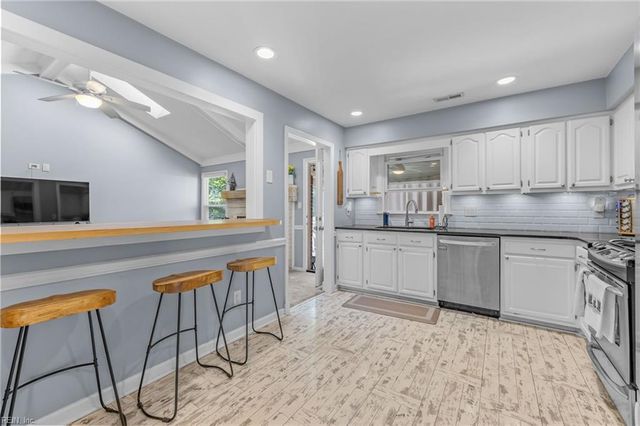 5357 Club Head RD, Virginia Beach, VA 23455