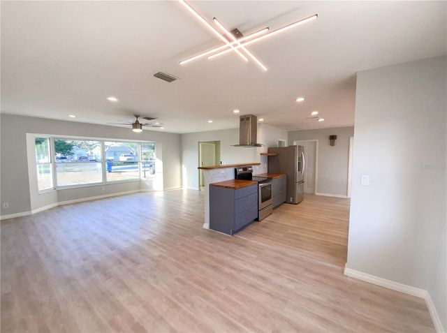 408 OCEAN COURT, Clearwater, FL 33756