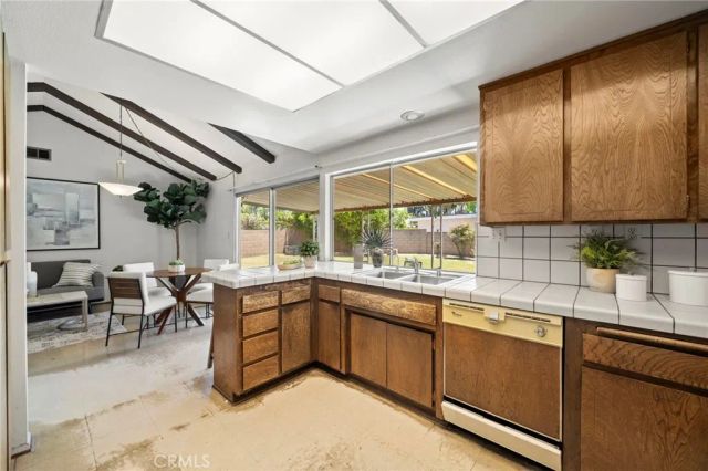 11414 Sylvanite Circle, Fountain Valley, CA 92708