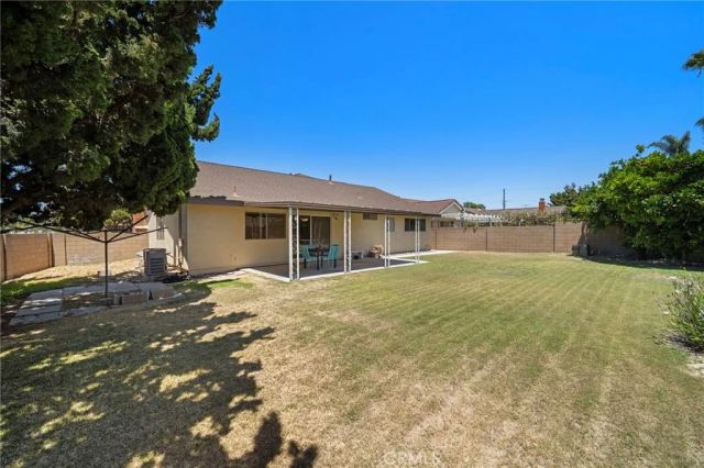 11414 Sylvanite Circle, Fountain Valley, CA 92708