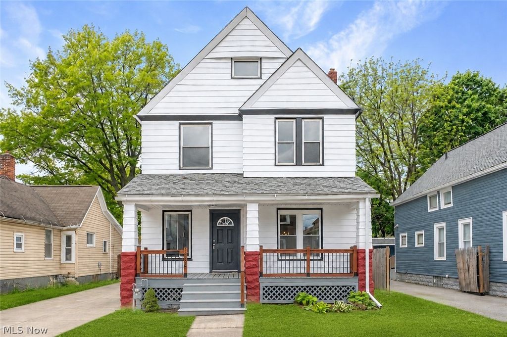 1924 W 75th Street, Cleveland, OH 44102