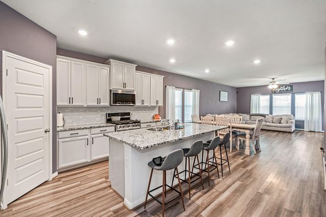 2715 Fairfield Landing Lane, Pearland, TX 77089