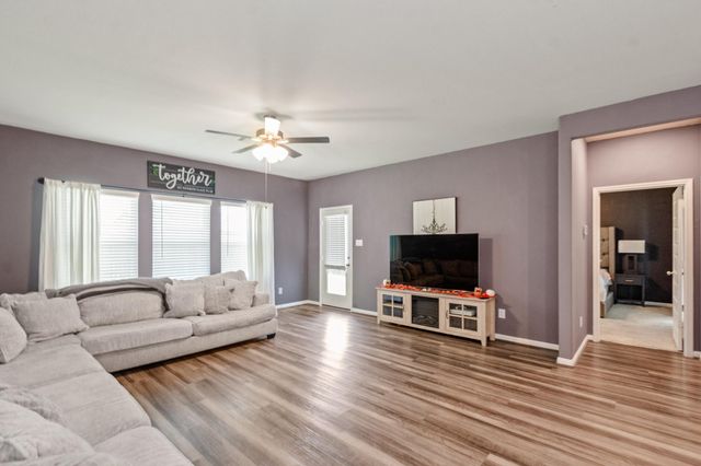 2715 Fairfield Landing Lane, Pearland, TX 77089