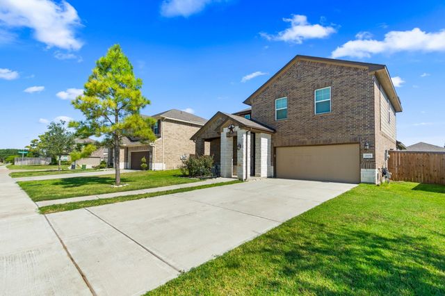 2715 Fairfield Landing Lane, Pearland, TX 77089
