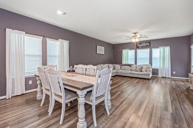 2715 Fairfield Landing Lane, Pearland, TX 77089