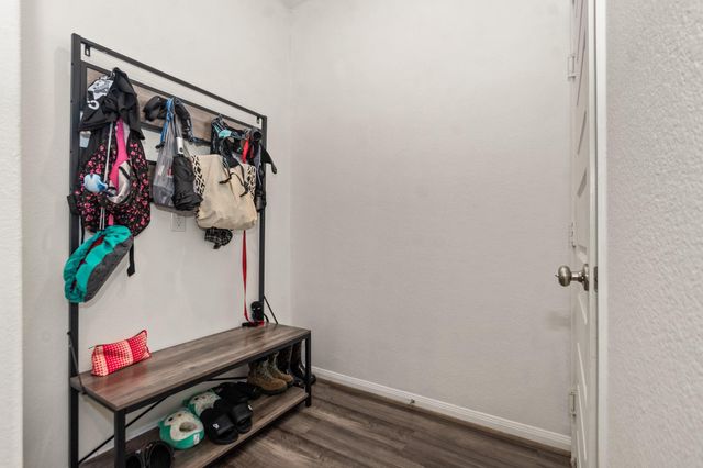 2715 Fairfield Landing Lane, Pearland, TX 77089