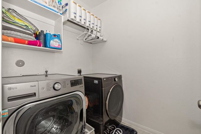 2715 Fairfield Landing Lane, Pearland, TX 77089