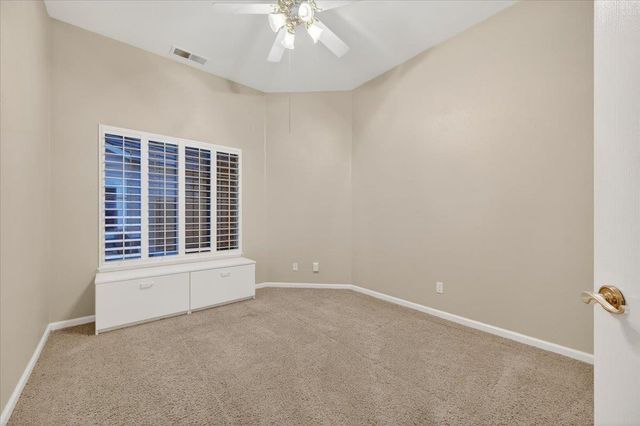 2211 Dawson Cove Lane, Clovis, CA 93611