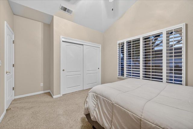 2211 Dawson Cove Lane, Clovis, CA 93611