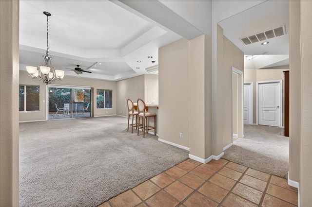 2211 Dawson Cove Lane, Clovis, CA 93611