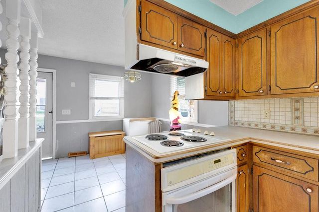 9506 SW Punzo Road, St Joseph, MO 64504