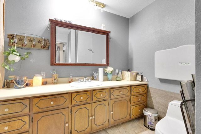 9506 SW Punzo Road, St Joseph, MO 64504