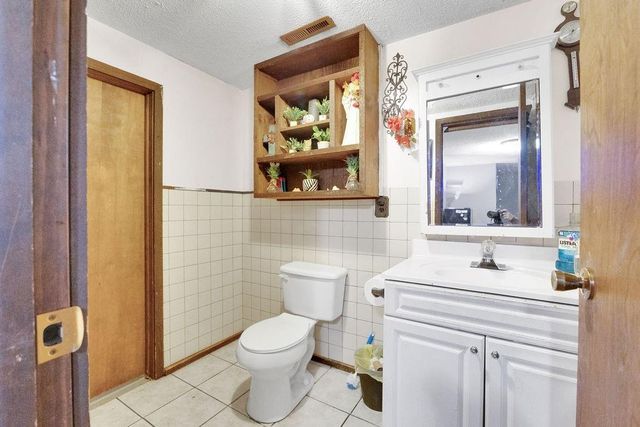 9506 SW Punzo Road, St Joseph, MO 64504