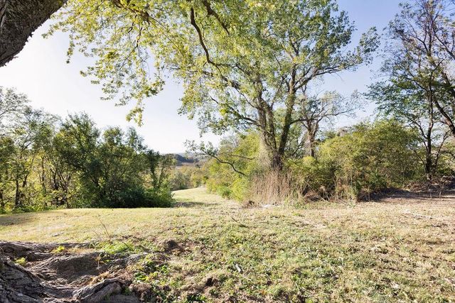 9506 SW Punzo Road, St Joseph, MO 64504