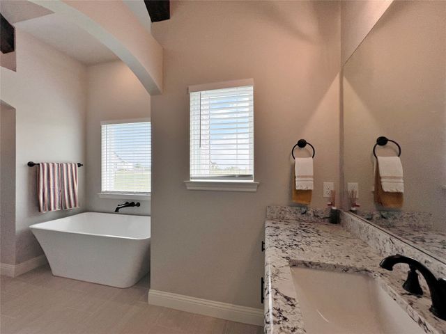 252 Harvard Lane, Springtown, TX 76082